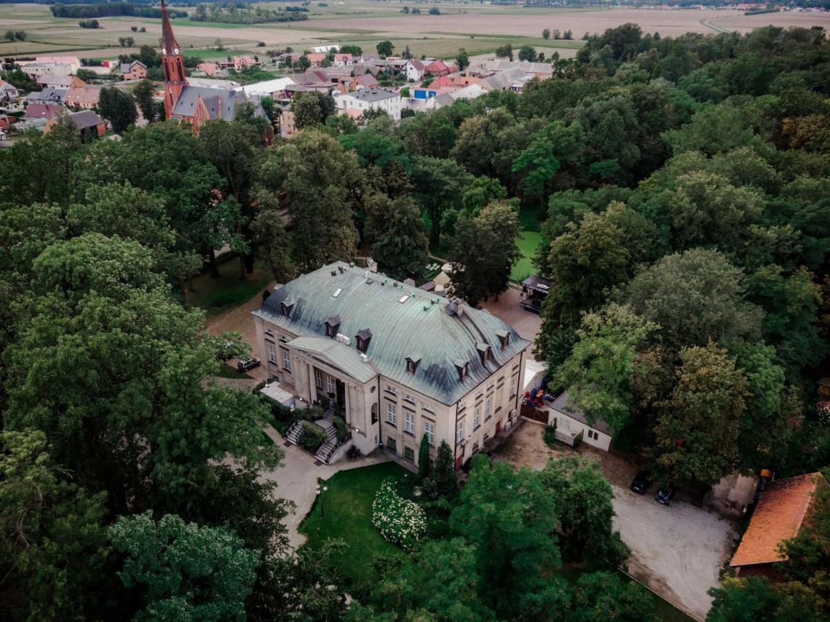 Palac Pakoslaw Pakoslaw  Exterior foto
